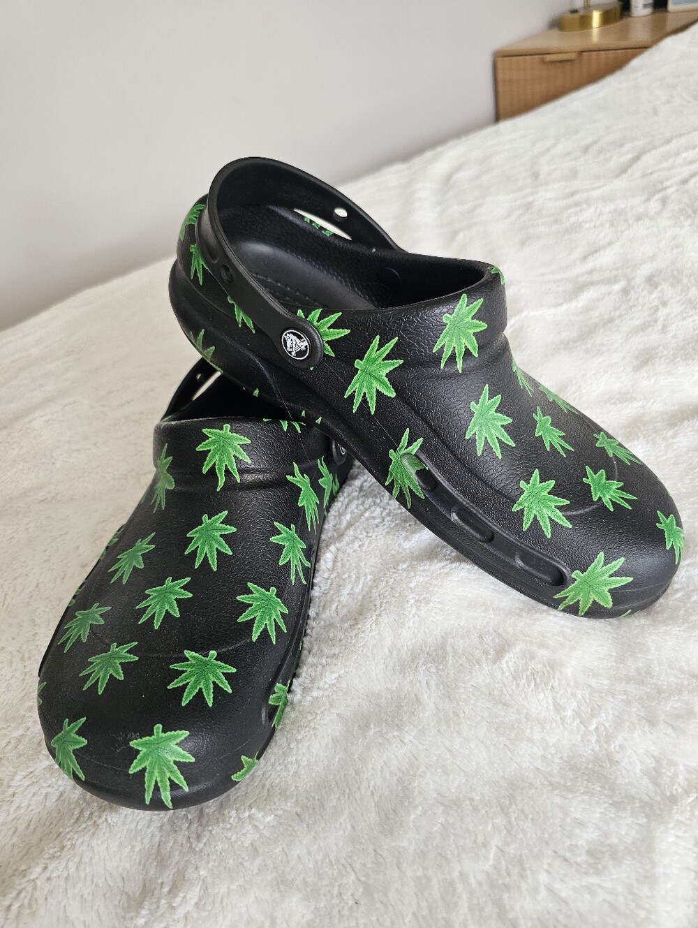 CROCS Black Men Clogs with Green Leaf Print